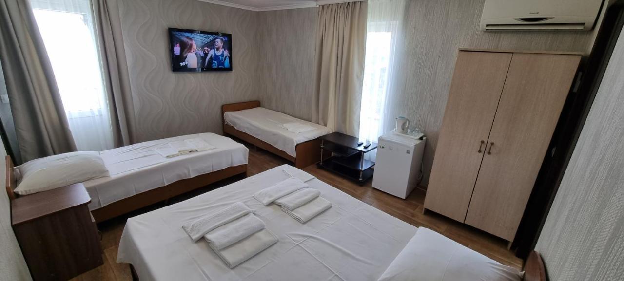 Ривер Гагра Hotel Buitenkant foto