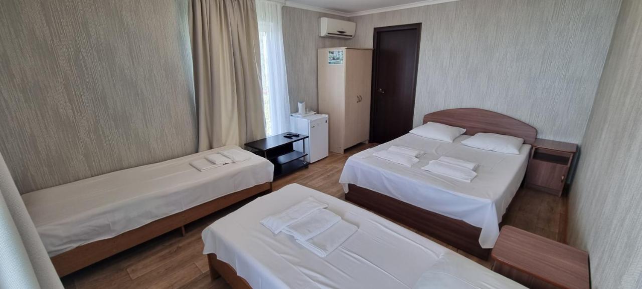 Ривер Гагра Hotel Buitenkant foto