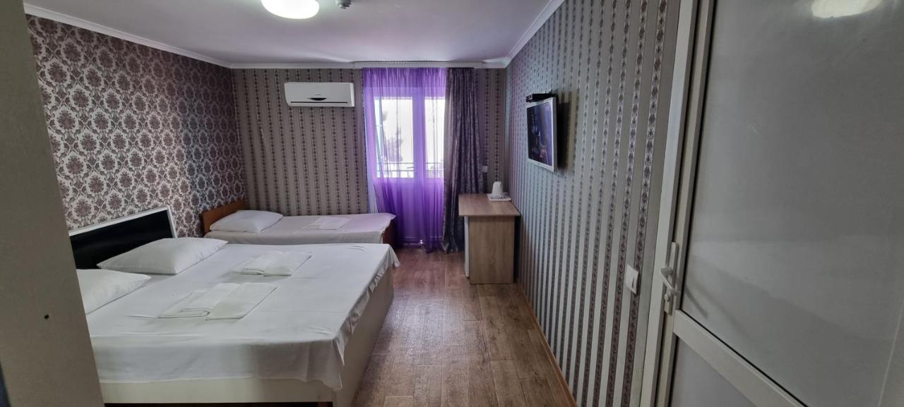 Ривер Гагра Hotel Buitenkant foto